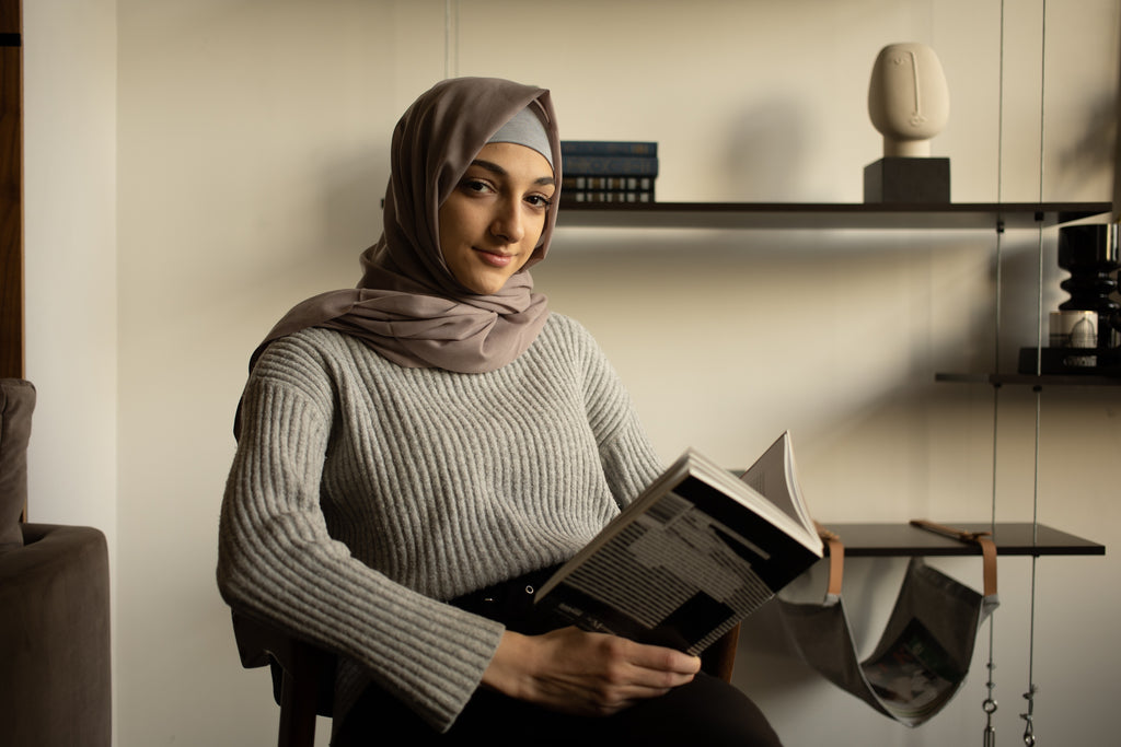Hijab History from shinehijab.com