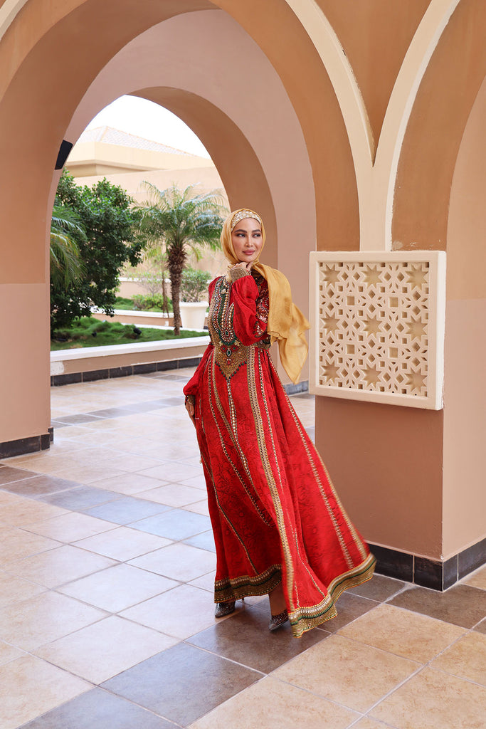 Shine the hijab Gold glow with a 100% pure silk shawl set for bridal and special occasions