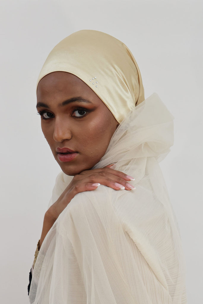 Shine The Hijab Products Simply Golden Set for Bridal and Occasions.