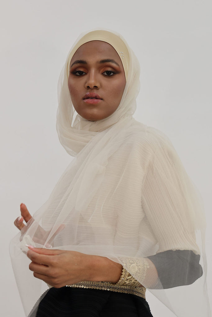 Shine The Hijab Products Simply Golden Set for Bridal and Occasions.