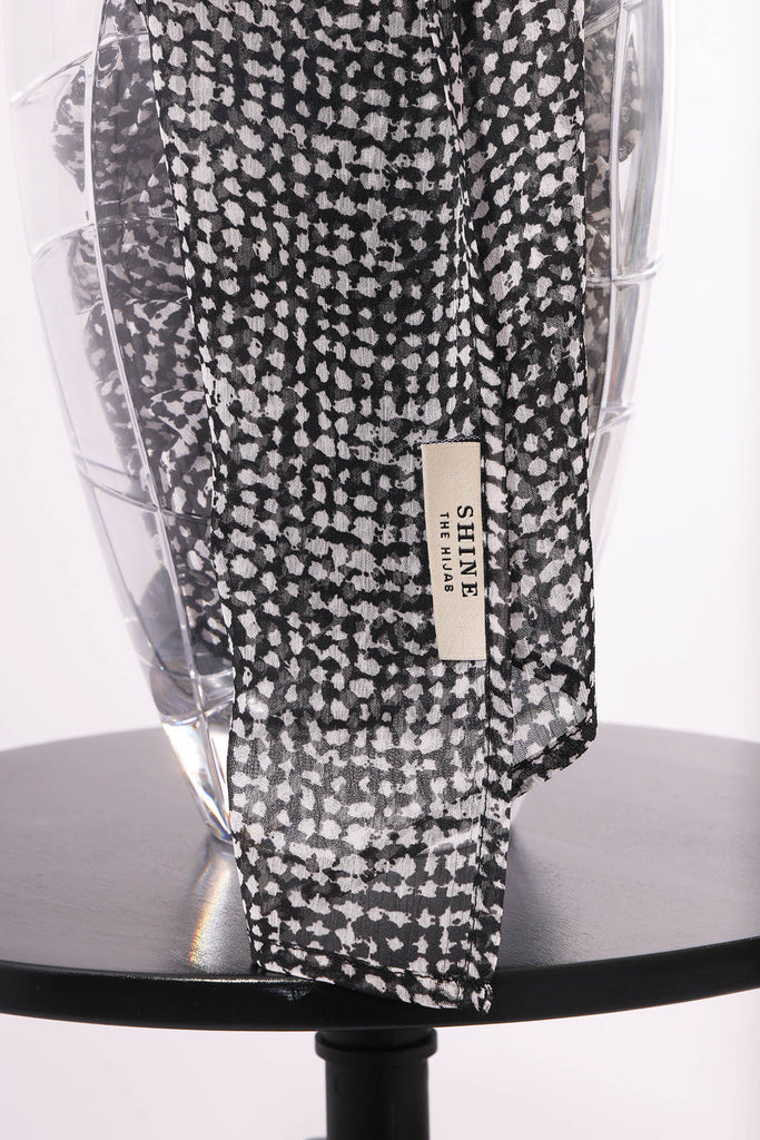 SHINE THE HIJAB Squiggly Chiffon Prints, Everyday a 100 Percent